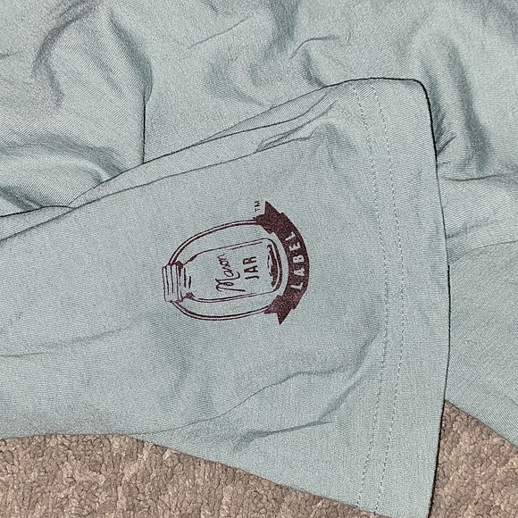 Top - Picture 4 of 4